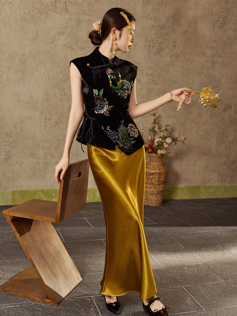 Yailla High-End Black Velvet Vest in Traditional Chinese Style Featuring Sequin Embroidery Perfect for Autumn and Exuding Elegance Niche Design Tang Coat Suit - Image 5